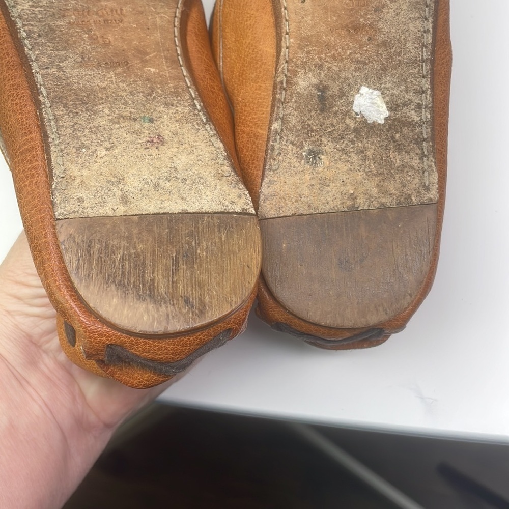 Miu Miu Moccasins Made in Italy Floral Embellishment w/ grommet detailing EU 36 - Picture 10 of 14